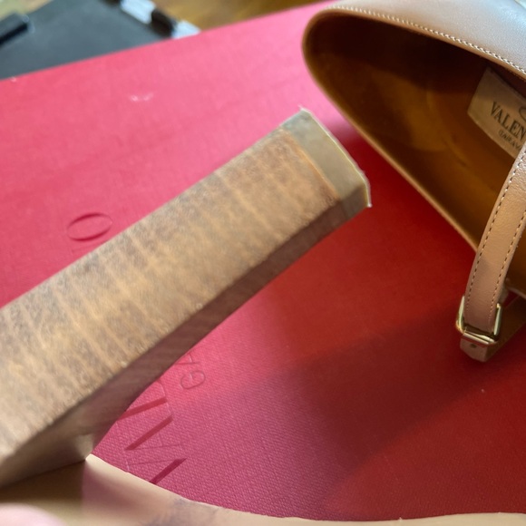 Valentino Garavani Mary Jane Size 36 EUC Blush Pink Color - Picture 9 of 15